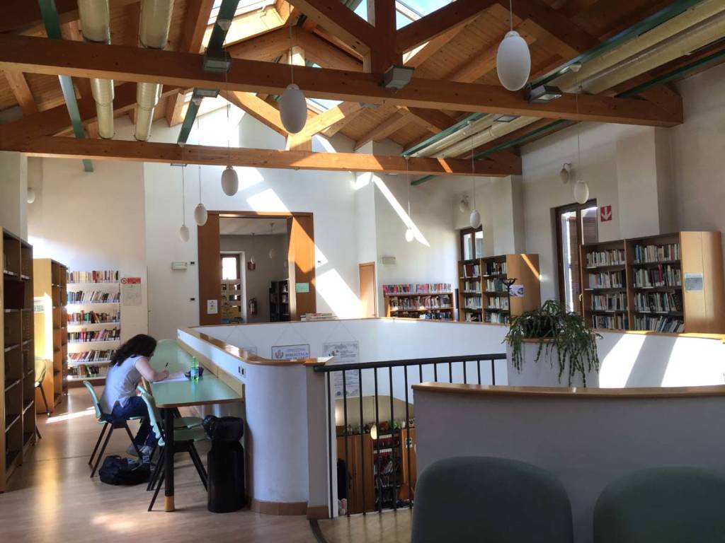 Induno Olona - biblioteca