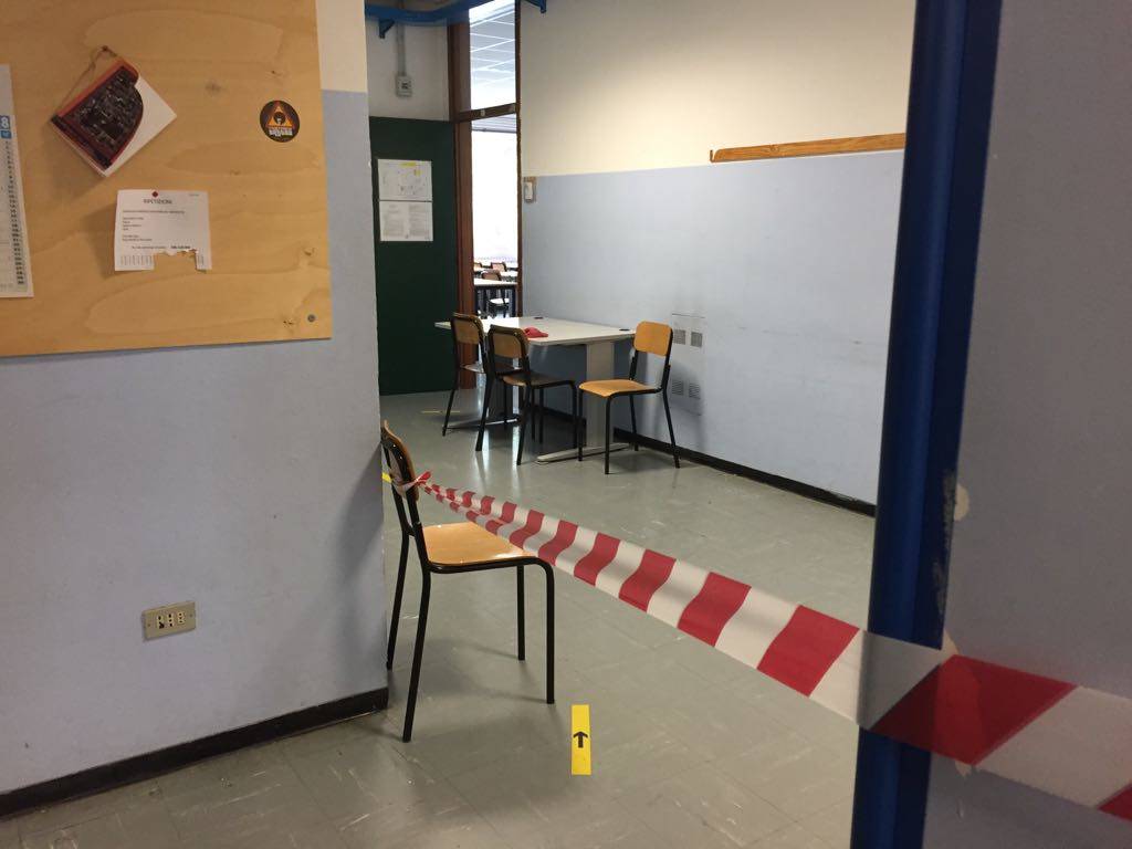 Infiltrazioni al Linguistico Manzoni di Varese