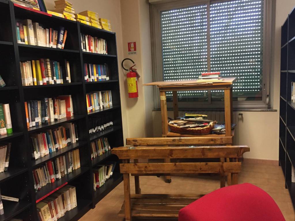 La Biblioteca "Bruna Brambilla" alla scuola Anna Frank