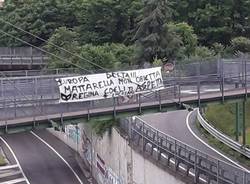 striscione contro mattarella busto arsizio