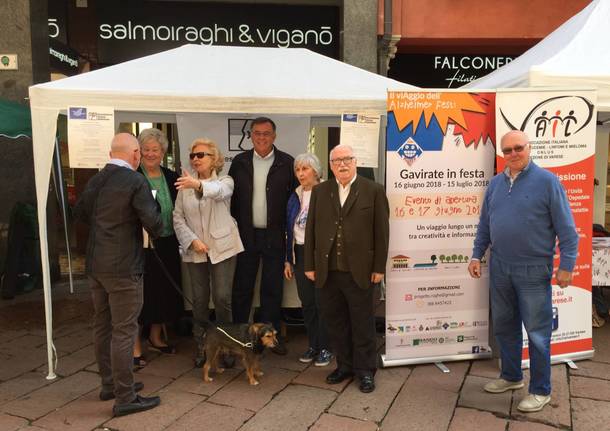 VareseSolidale: i banchetti in corso Matteotti