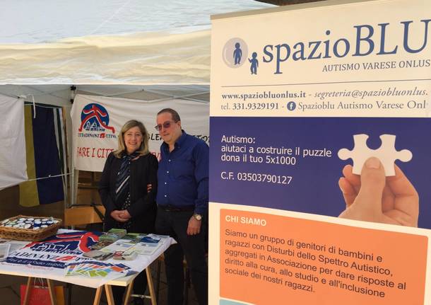 VareseSolidale: i banchetti in corso Matteotti