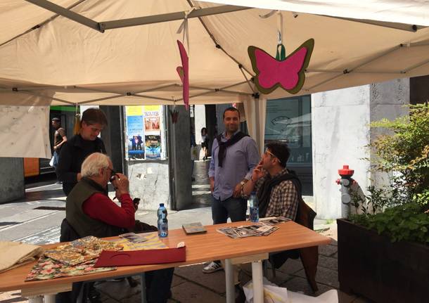 VareseSolidale: i banchetti in corso Matteotti
