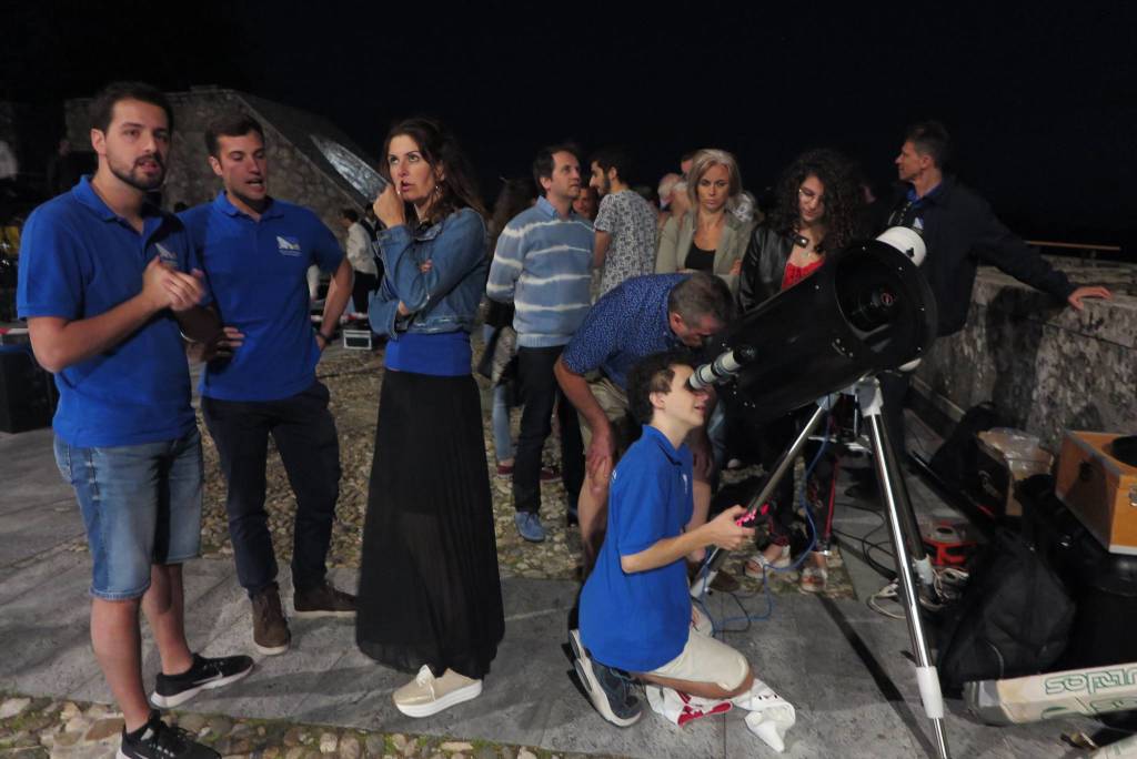 canti sotto la luna sacromonte sera