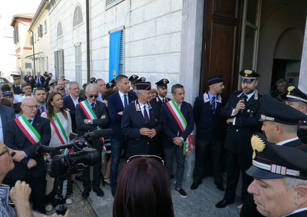 Defibrillatore donato ai carabinieri
