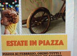 Arriva il gelato, la piazza si anima