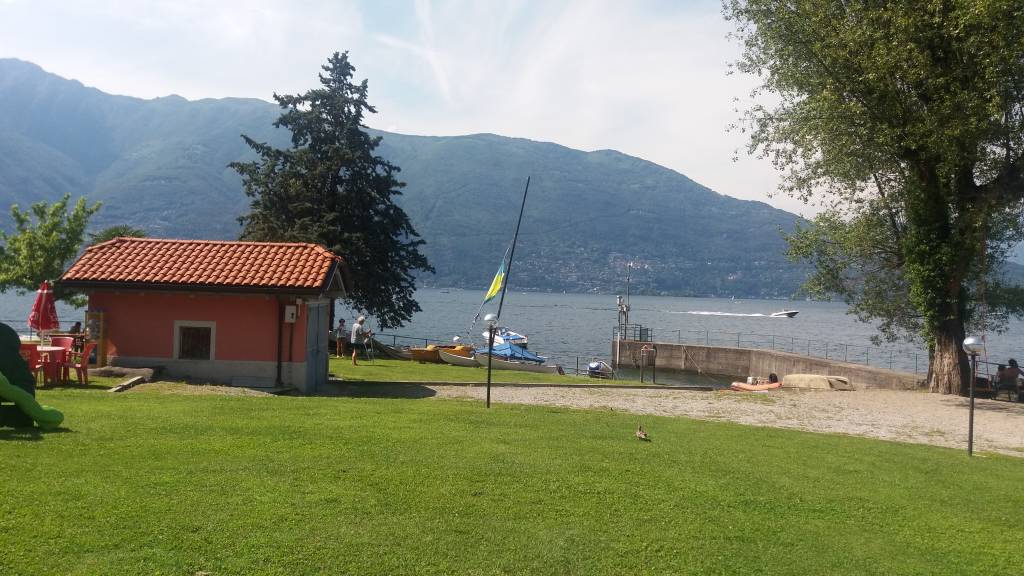 \"No al cemento sulla spiaggia di Zenna\"
