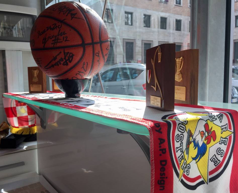 Il museo di Pallacanestro Varese in piazza Montegrappa