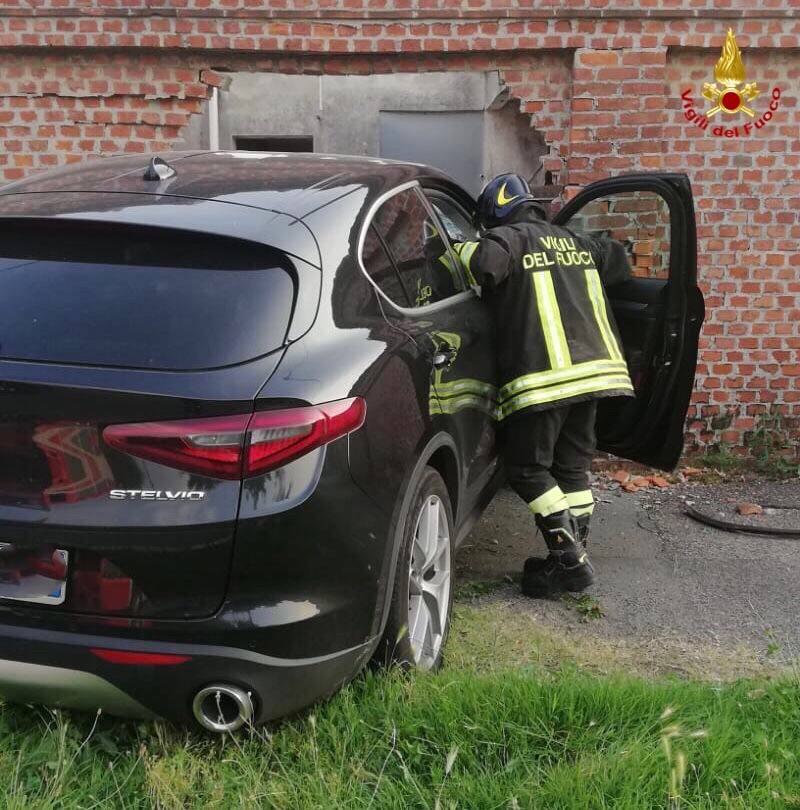 incidente cimitero busto arsizio