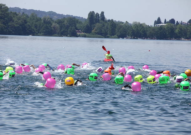 In 670 a nuoto nel lago di Monate