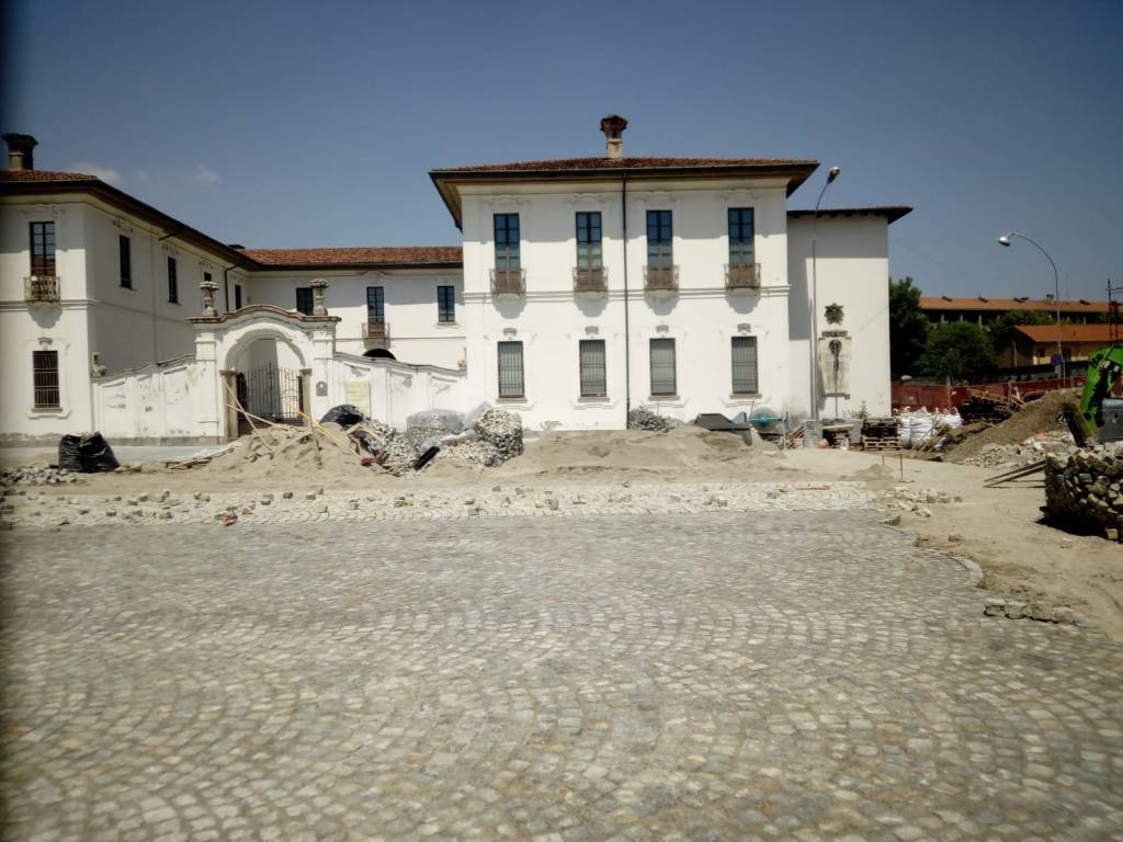 piazza vittorio emanuele busto arsizio