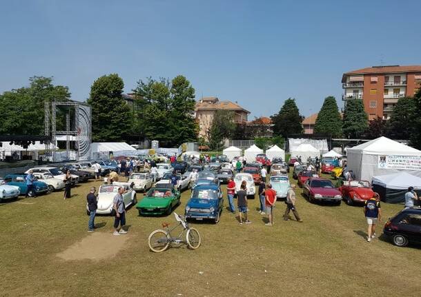 Auto storiche a Nerviano con il “Il raduno preferito” di Ruote Quadre