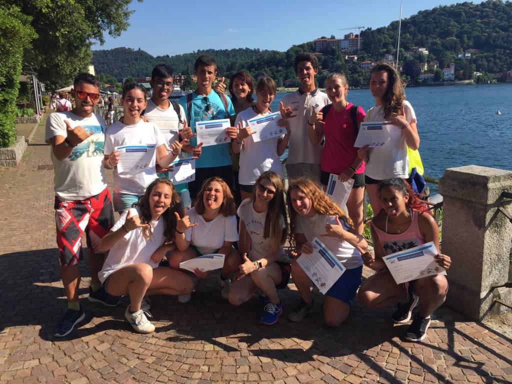 Studenti in barca a vela 