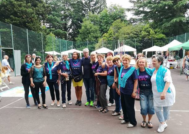 Una festa di colori per la giornata mondiale della maglia