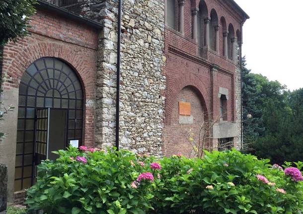 Viggiù - La biblioteca comunale e il parco del Museo Butti