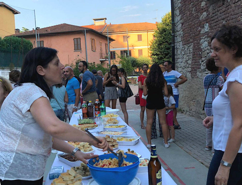 Arcisate - Apericena Artisti in piazza 2018