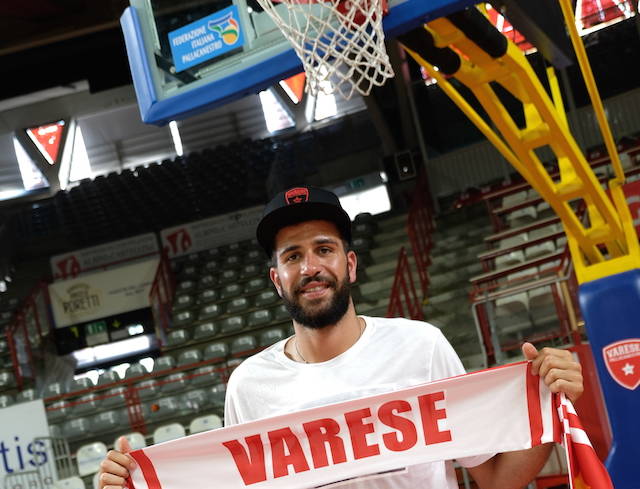 Antonio Iannuzzi, prima giornata a Varese