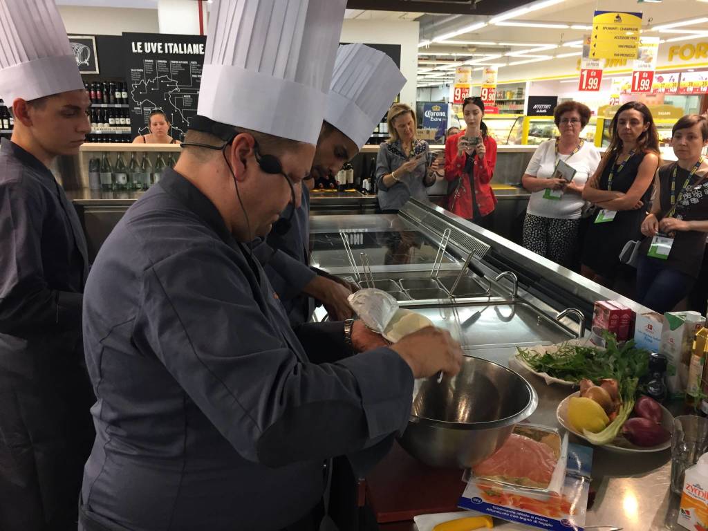 Come fare una cena di latticini senza lattosio