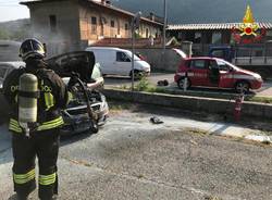 Incendio auto a Germignaga