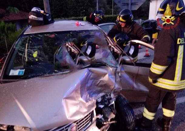 Incidente via provinciale Mesenzana