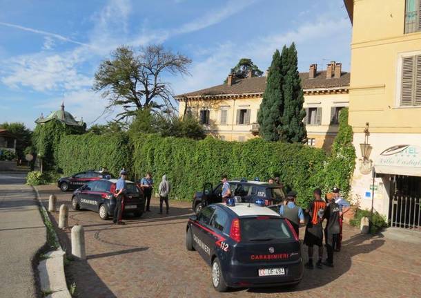 Induno Olona - Carabinieri a Villa Castiglioni