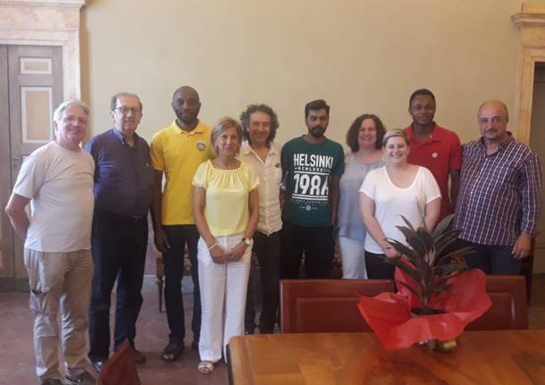 migranti richiedenti asilo volontari castellanza