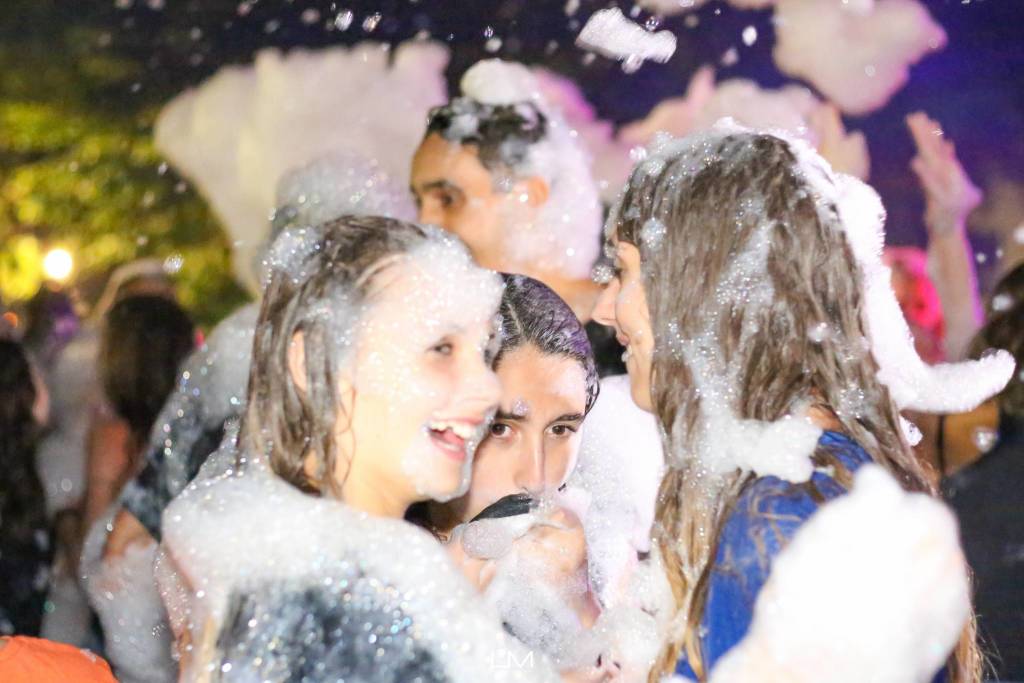 Schiuma party a Gavirate