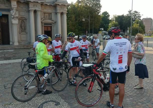 Pedalata del gemellaggio: partiti i 13 ciclisti diretti a Challans