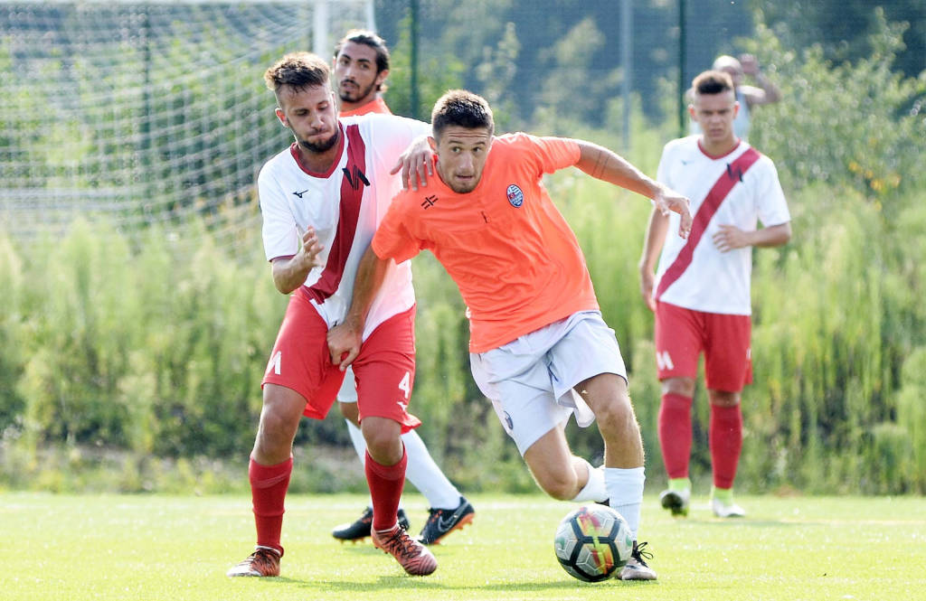 Il Varese in campo contro il Fenegrò