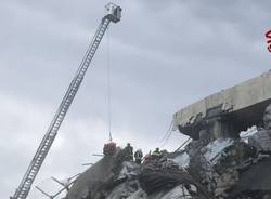 crollo viadotto ponte morandi genova apertura full