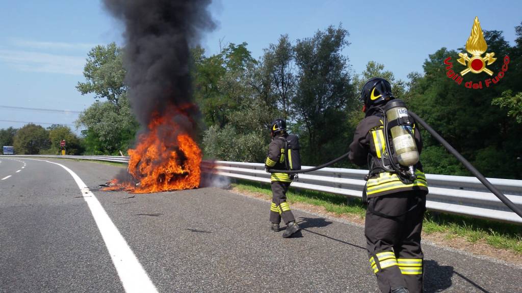 Incendio Mercedes A8-A26 
