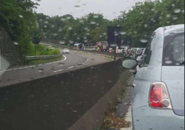 Incidente, code Azzate/Buguggiate