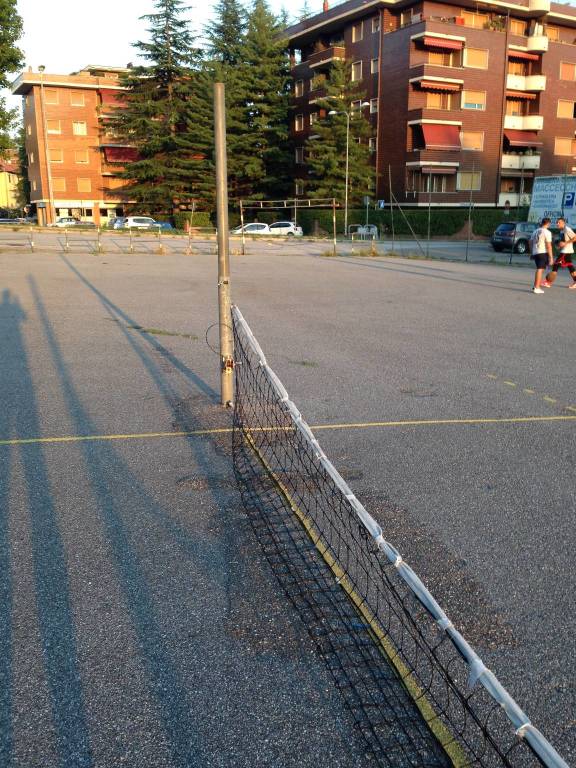 La situazione di piazzale Staffora a Varese