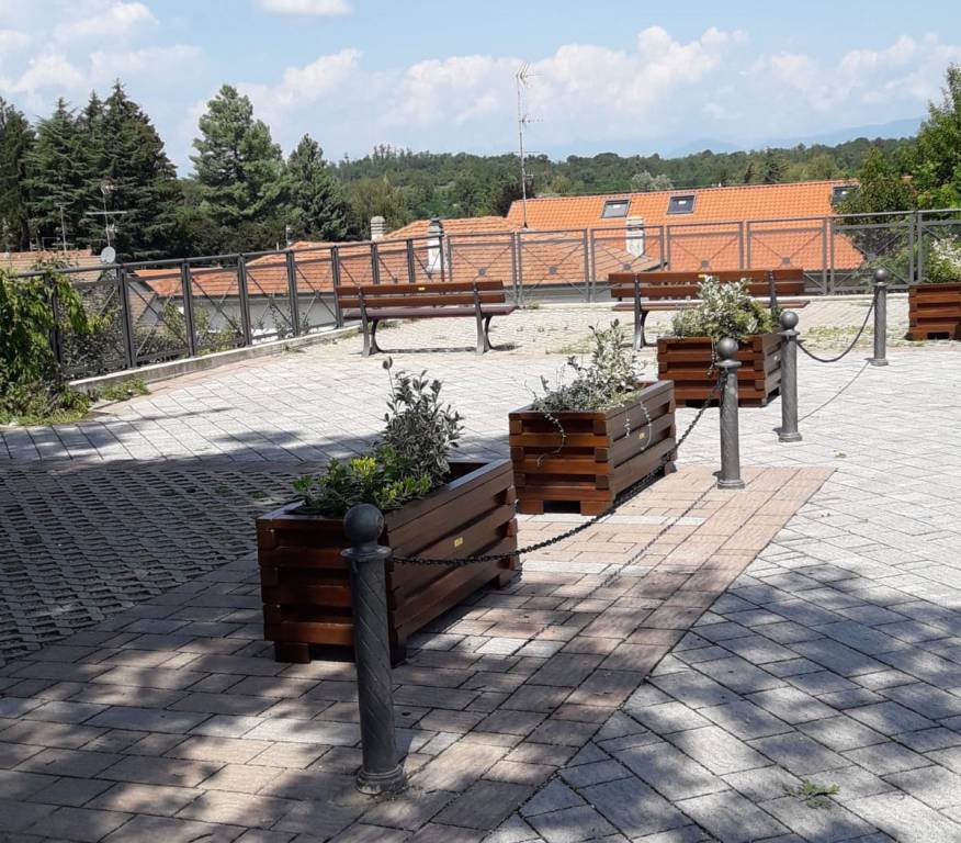 Piazza Santa Maria del Castello Besnate