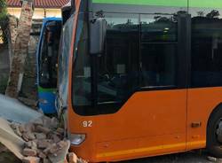 Varese: autobus danneggiati in piazzale Kennedy