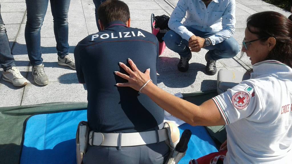 Defibrillatori in piazza, il corso per tutti