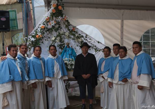 Gli Ecuadoriani in festa a Bedero Valcuvia