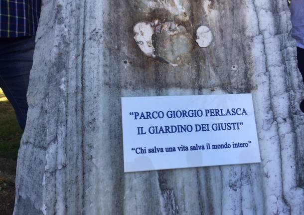 Perlasca, la nuova targa provvisoria