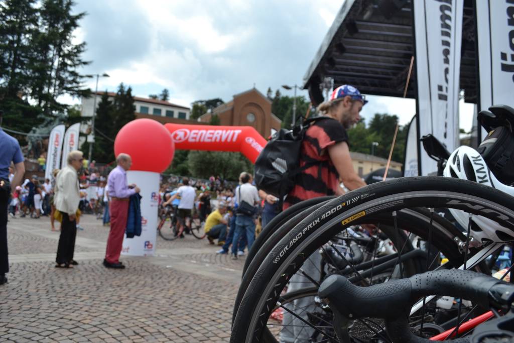 L'arrivo della Granfondo Mondiale Varese 2018