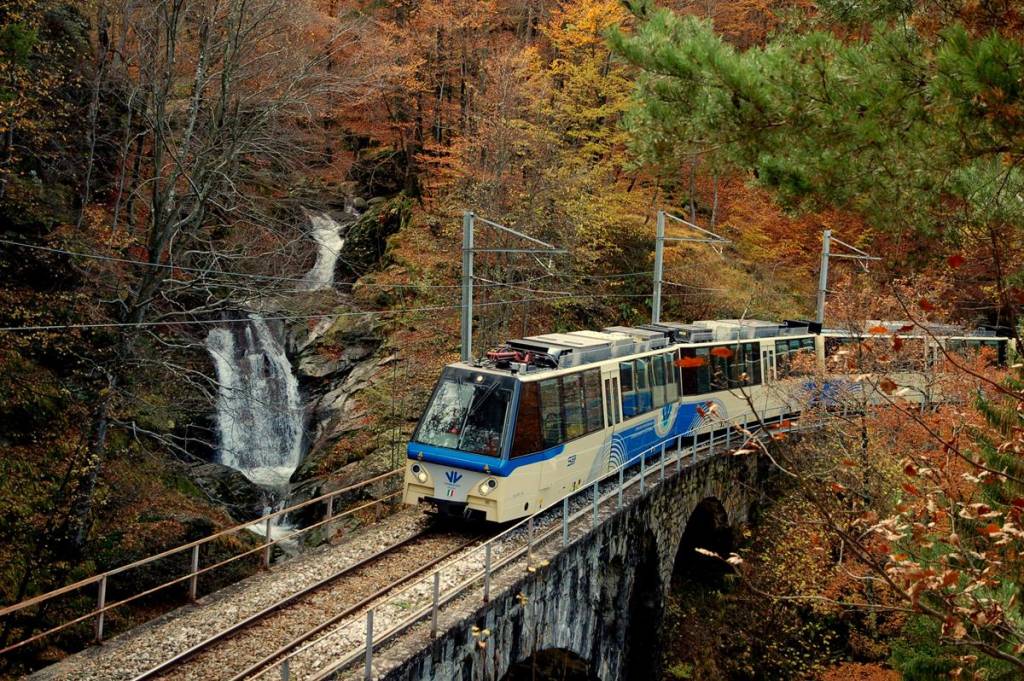 La Vigezzina in autunno e il "Treno del foliage"