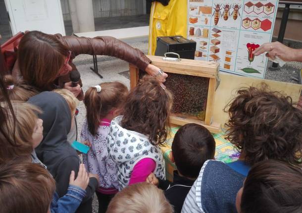 Bambini ai giardini estensi per Nature Urbane