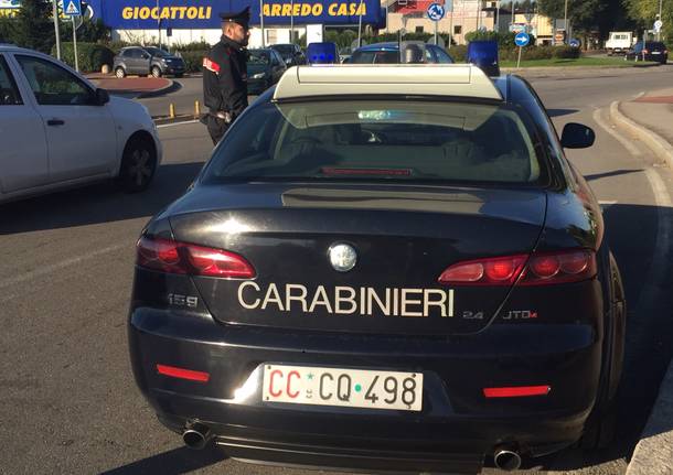 carabinieri busto arsizio posto di blocco