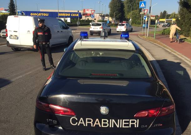 carabinieri busto arsizio posto di blocco