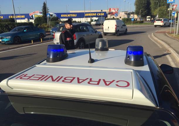 carabinieri busto arsizio posto di blocco