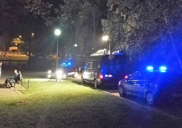 carabinieri controllo notte parco cassano magnago