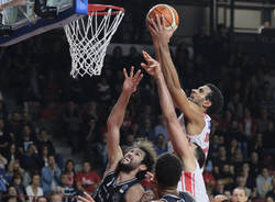 Openjobmetis Varese - Dolomiti En. Trento 93-85