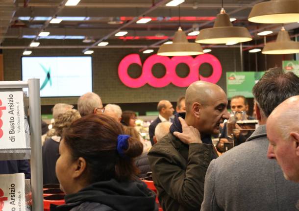 inaugurazione coop busto arsizio