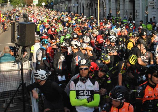 partenza gran fondo tre valli 2018