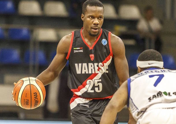 ronald moore basket pallacanestro varese fiba europe cup