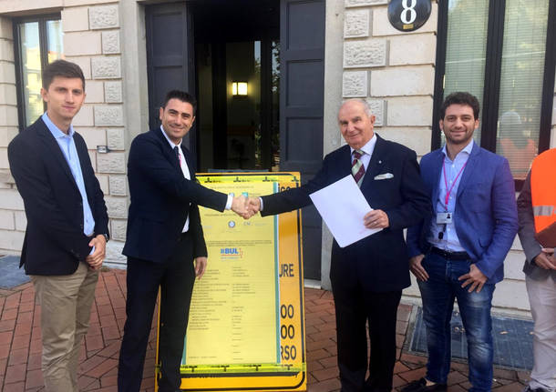 Venegono Superiore - Cantieri per posa fibra